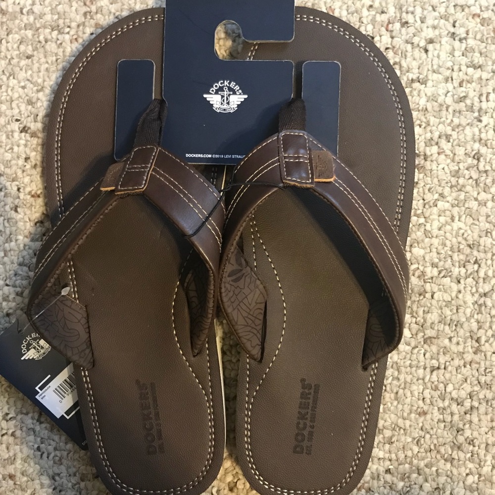 Men’s Dockers Flip Flops NWT